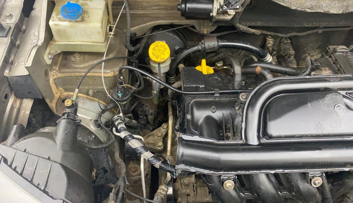 2017 Renault Kwid RXT 1.0 AMT, Petrol, Automatic, 58,057 km, Engine View - Right