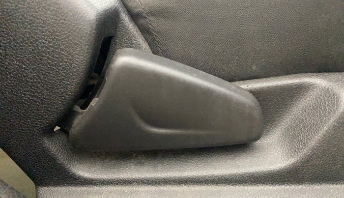 2017 Renault Kwid RXT 1.0 AMT, Petrol, Automatic, 58,057 km, Driver Side Adjustment Panel