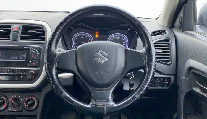 2020 Maruti Vitara Brezza LXI, CNG, Manual, 1,08,405 km, Steering Wheel Close Up