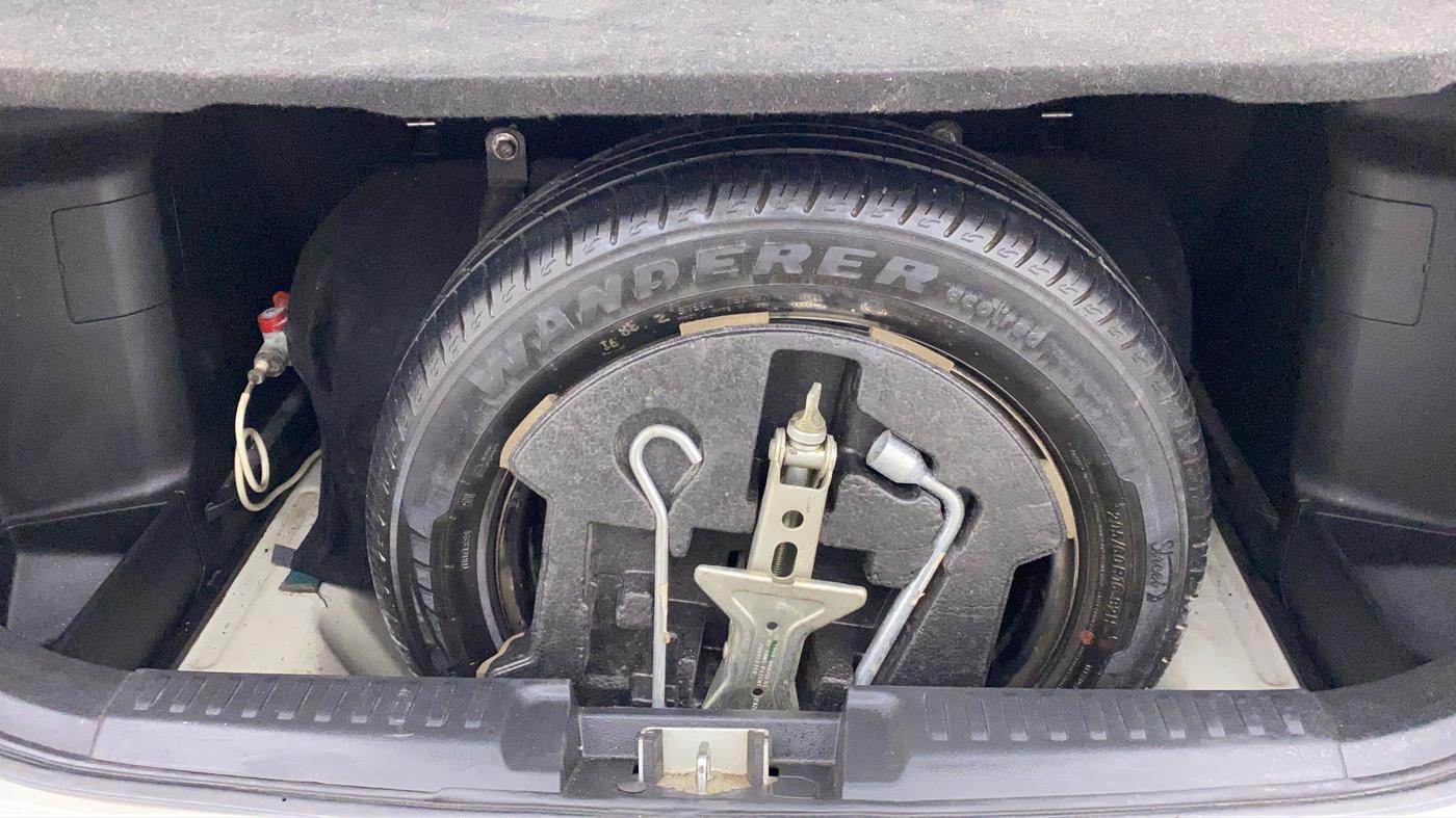 2020 Maruti Vitara Brezza LXI, CNG, Manual, 1,08,405 km, Boot Inside