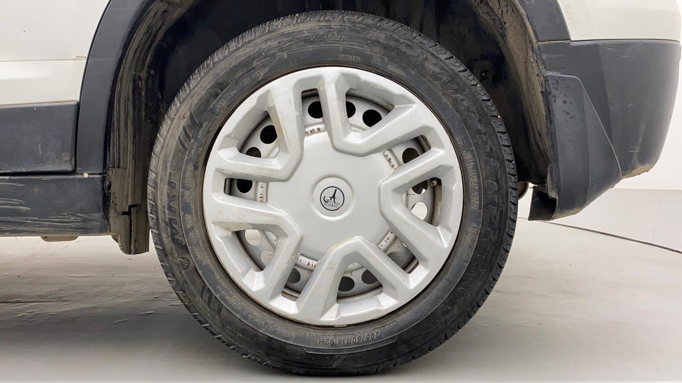 2020 Maruti Vitara Brezza LXI, CNG, Manual, 1,08,405 km, Left Rear Wheel