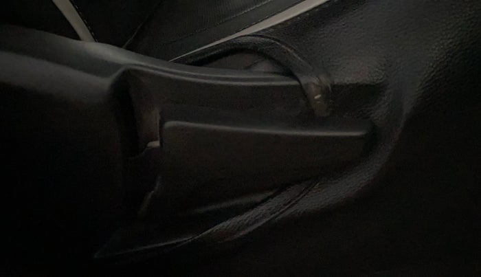 2019 Maruti S PRESSO VXI (O) AMT, Petrol, Automatic, 78,773 km, Driver Side Adjustment Panel