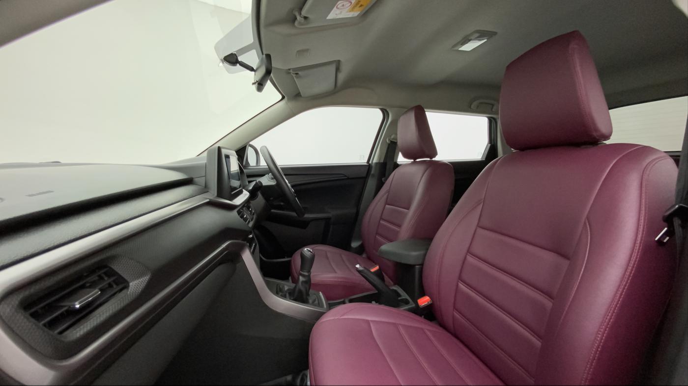 2022 Maruti BREZZA VXI SMART HYBRID, Petrol, Manual, 16,508 km, Right Side Front Door Cabin