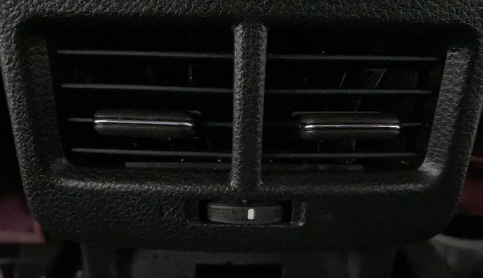 2022 Maruti BREZZA VXI SMART HYBRID, Petrol, Manual, 16,508 km, Rear AC Vents