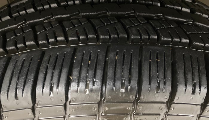 2018 Renault Duster RXS CVT, Petrol, Automatic, 46,667 km, Left Front Tyre Tread
