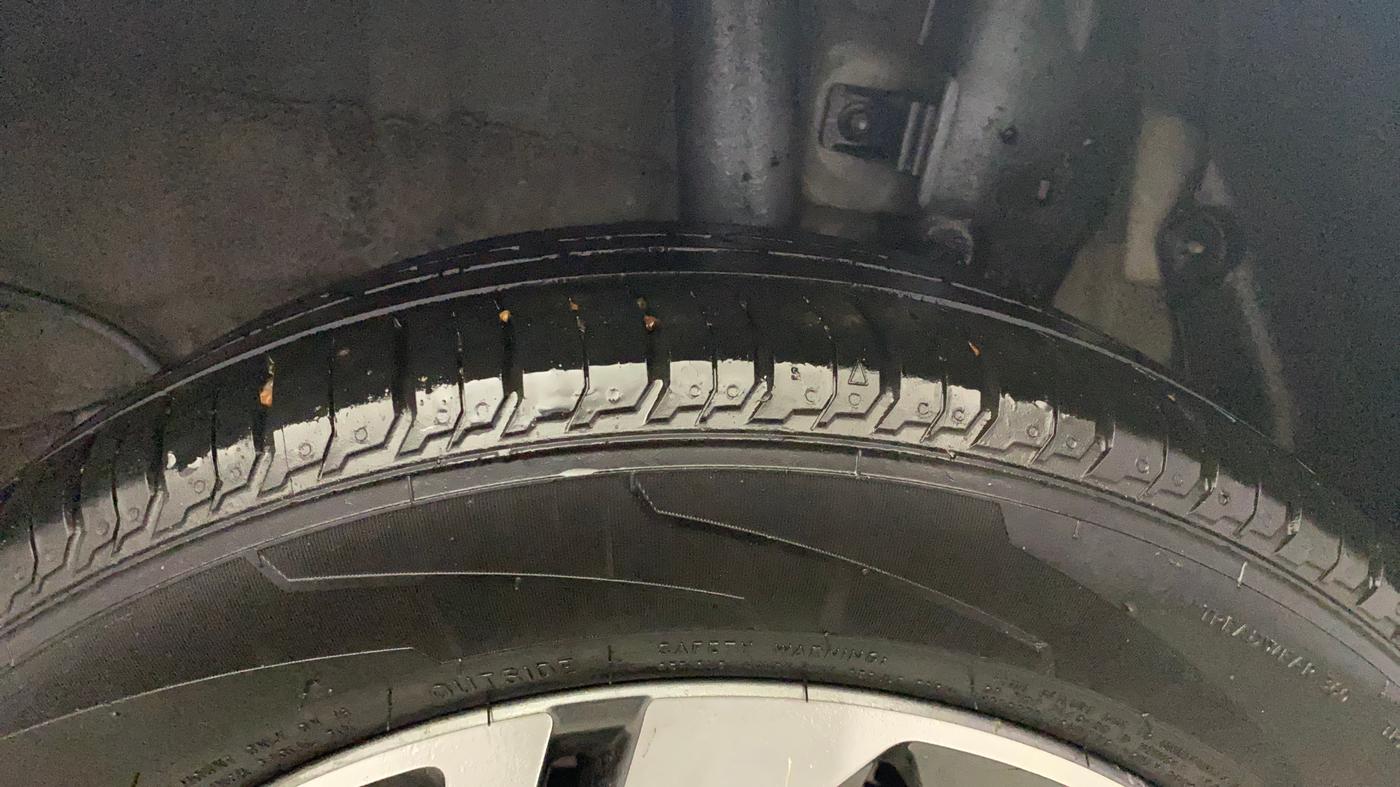 2022 Hyundai NEW I20 ASTA (O) 1.2 MT, Petrol, Manual, 23,071 km, Left Rear Tyre Tread