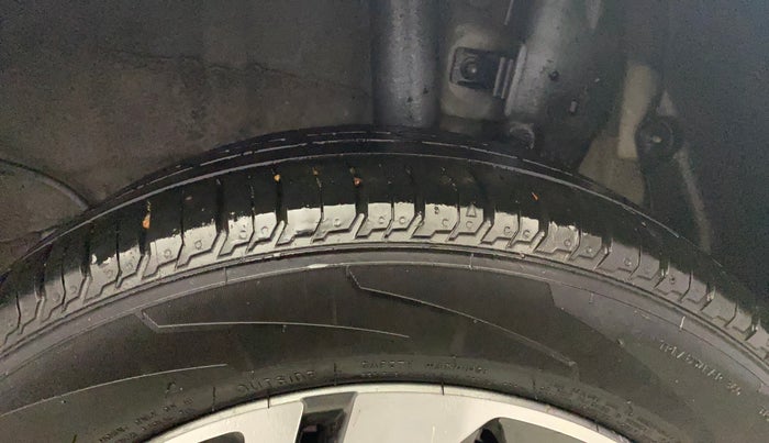 2022 Hyundai NEW I20 ASTA (O) 1.2 MT, Petrol, Manual, 23,071 km, Left Rear Tyre Tread