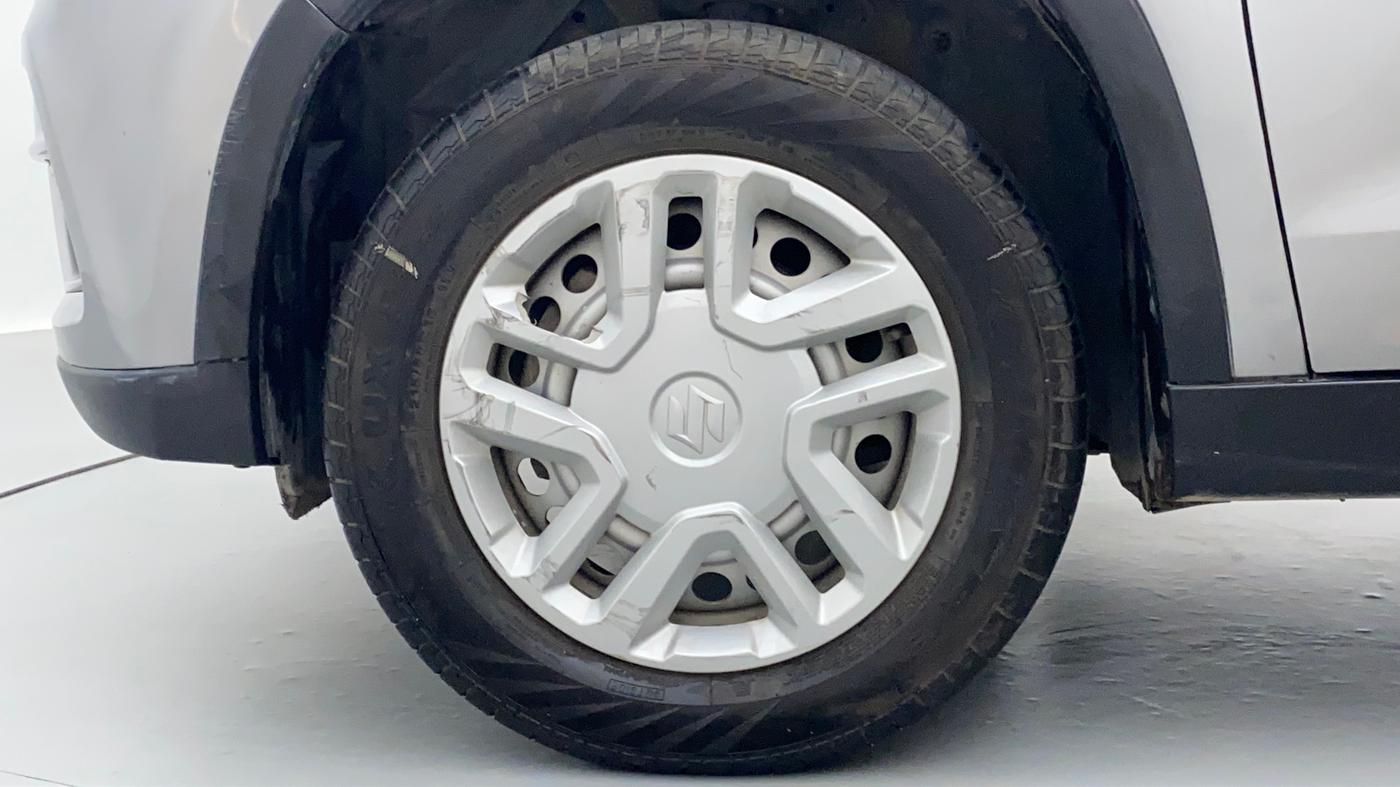 2016 Maruti Vitara Brezza LDI, Diesel, Manual, 58,847 km, Left Front Wheel