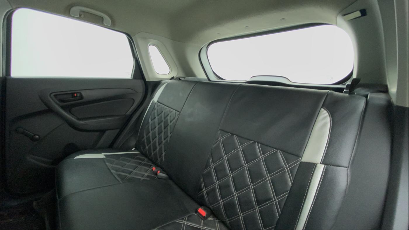 2016 Maruti Vitara Brezza LDI, Diesel, Manual, 58,847 km, Right Side Rear Door Cabin