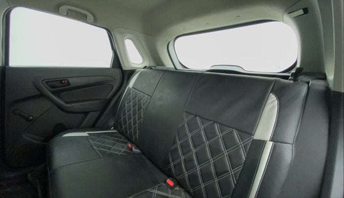 2016 Maruti Vitara Brezza LDI, Diesel, Manual, 58,847 km, Right Side Rear Door Cabin