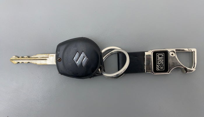 2016 Maruti Vitara Brezza LDI, Diesel, Manual, 58,847 km, Key Close Up