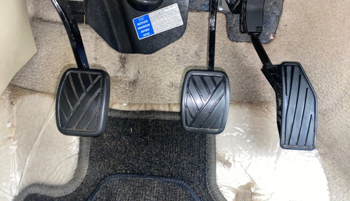 2018 Maruti Dzire VXI, Petrol, Manual, 40,523 km, Pedals