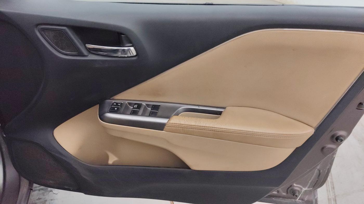 2014 Honda City 1.5L I-VTEC VX, Petrol, Manual, 75,939 km, Driver Side Door Panels Control