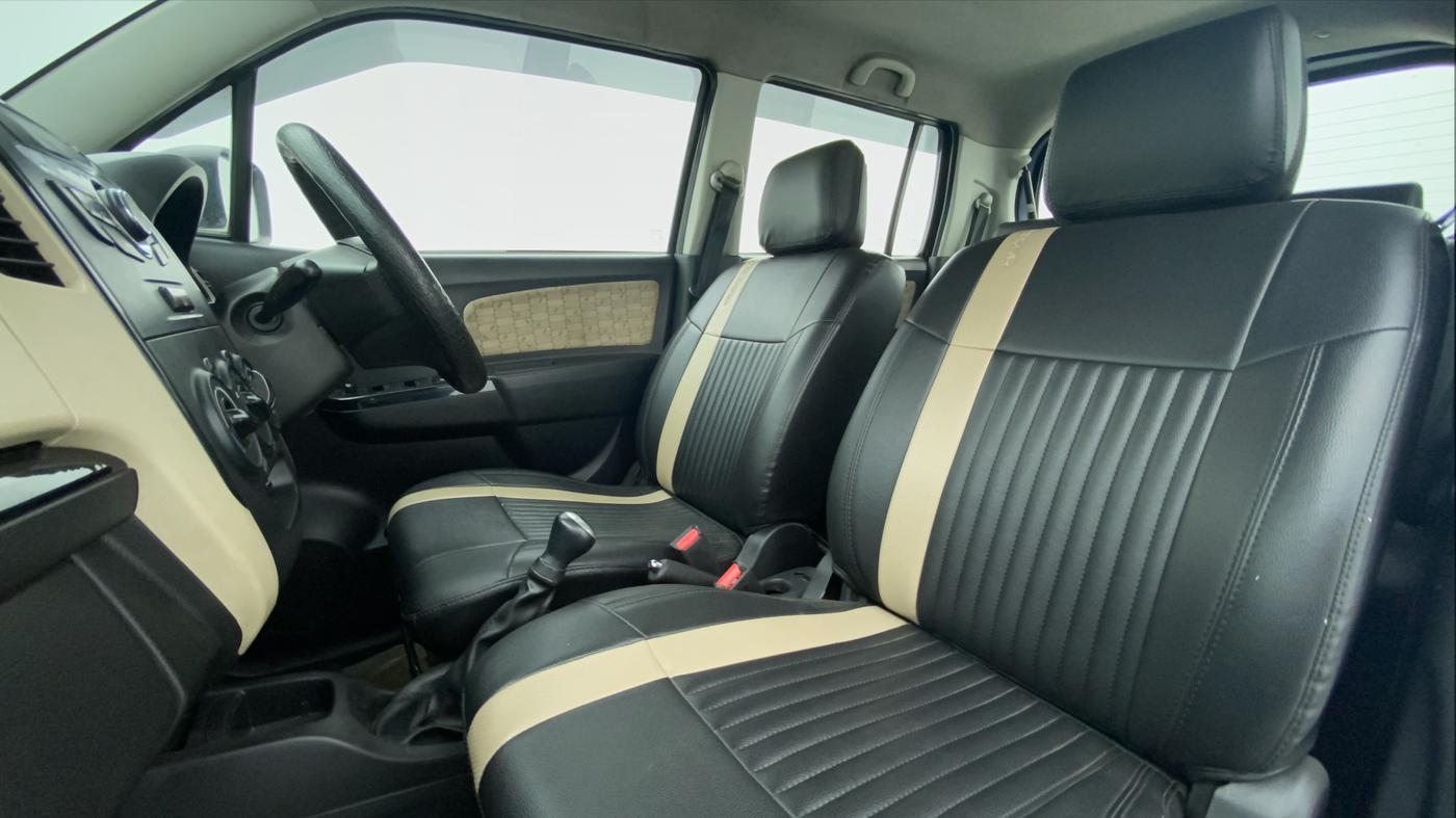 2018 Maruti Wagon R 1.0 VXI, Petrol, Manual, 22,946 km, Right Side Front Door Cabin
