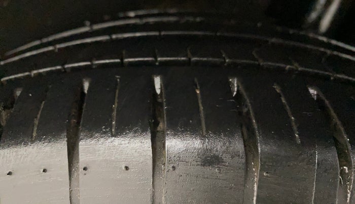 2021 Toyota Glanza G, Petrol, Manual, 20,265 km, Left Rear Tyre Tread