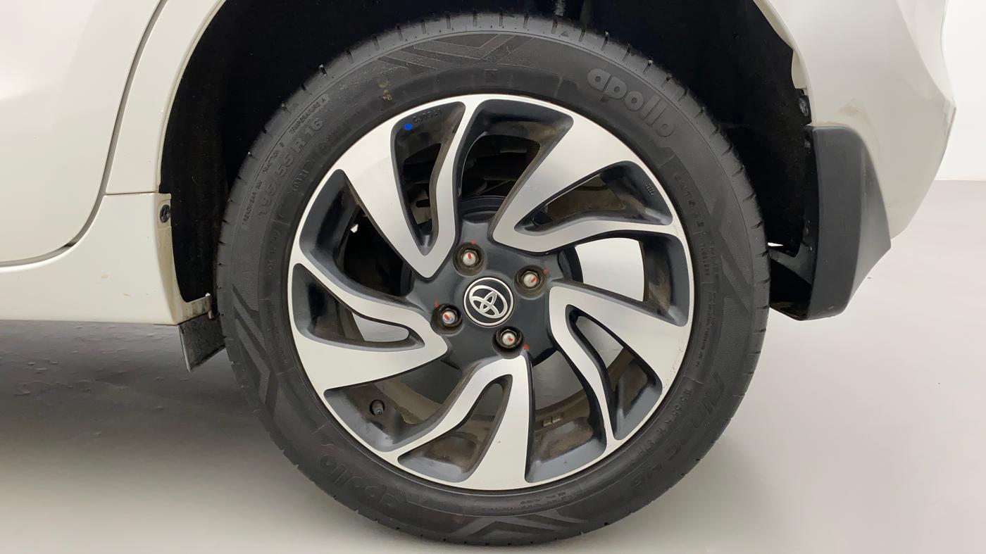 2021 Toyota Glanza G, Petrol, Manual, 20,265 km, Left Rear Wheel