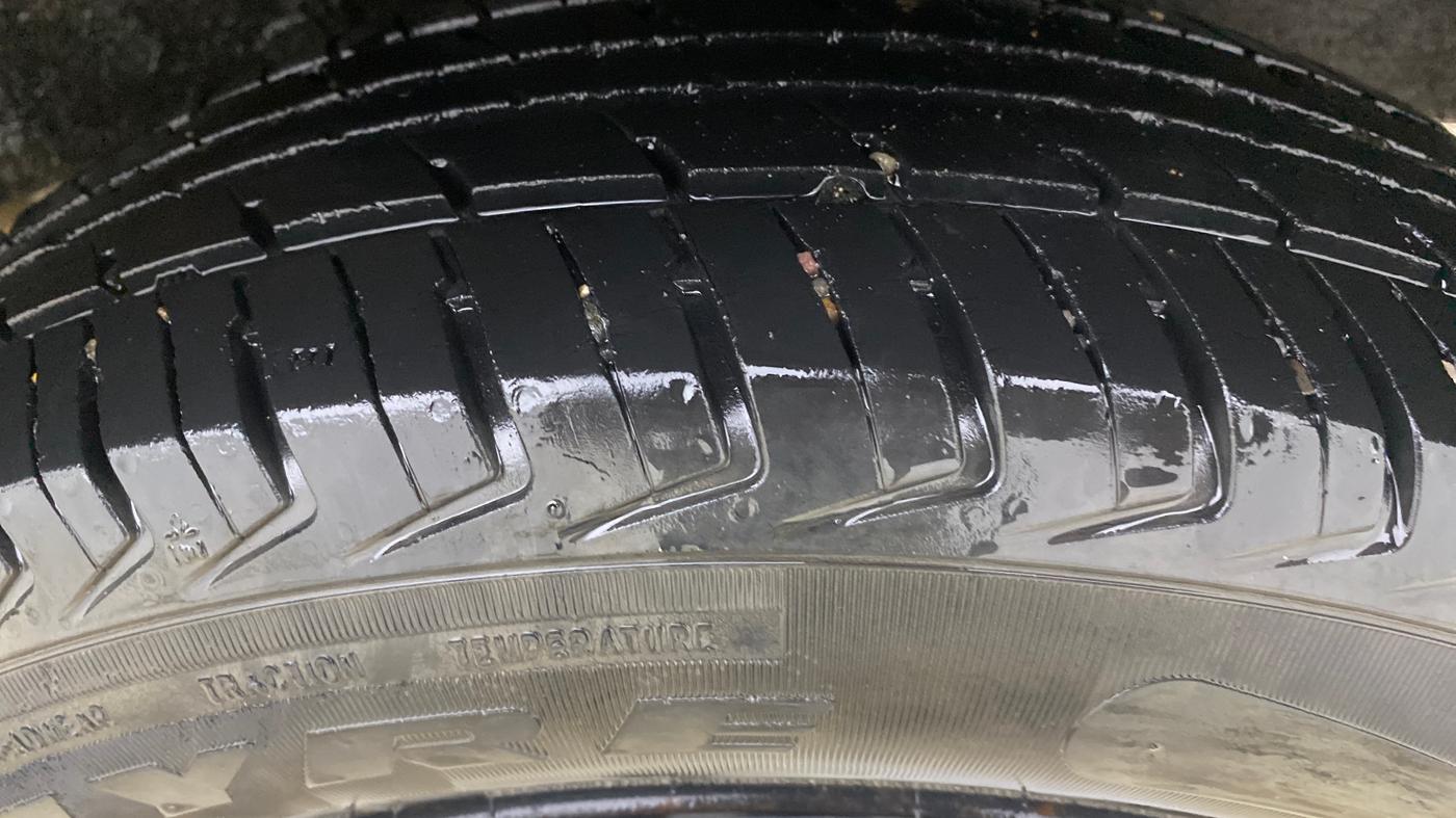 2017 Datsun Redi Go T (O), Petrol, Manual, 1,16,071 km, Left Rear Tyre Tread