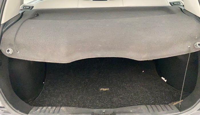 2012 Ford Figo TITANIUM 1.2 PETROL, Petrol, Manual, 67,486 km, Boot Inside