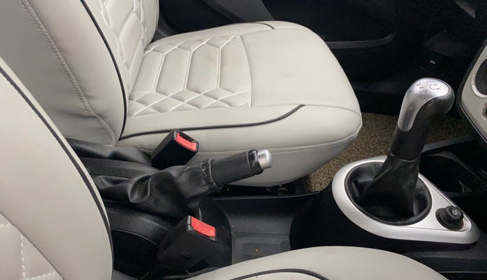 2012 Ford Figo TITANIUM 1.2 PETROL, Petrol, Manual, 67,486 km, Gear Lever