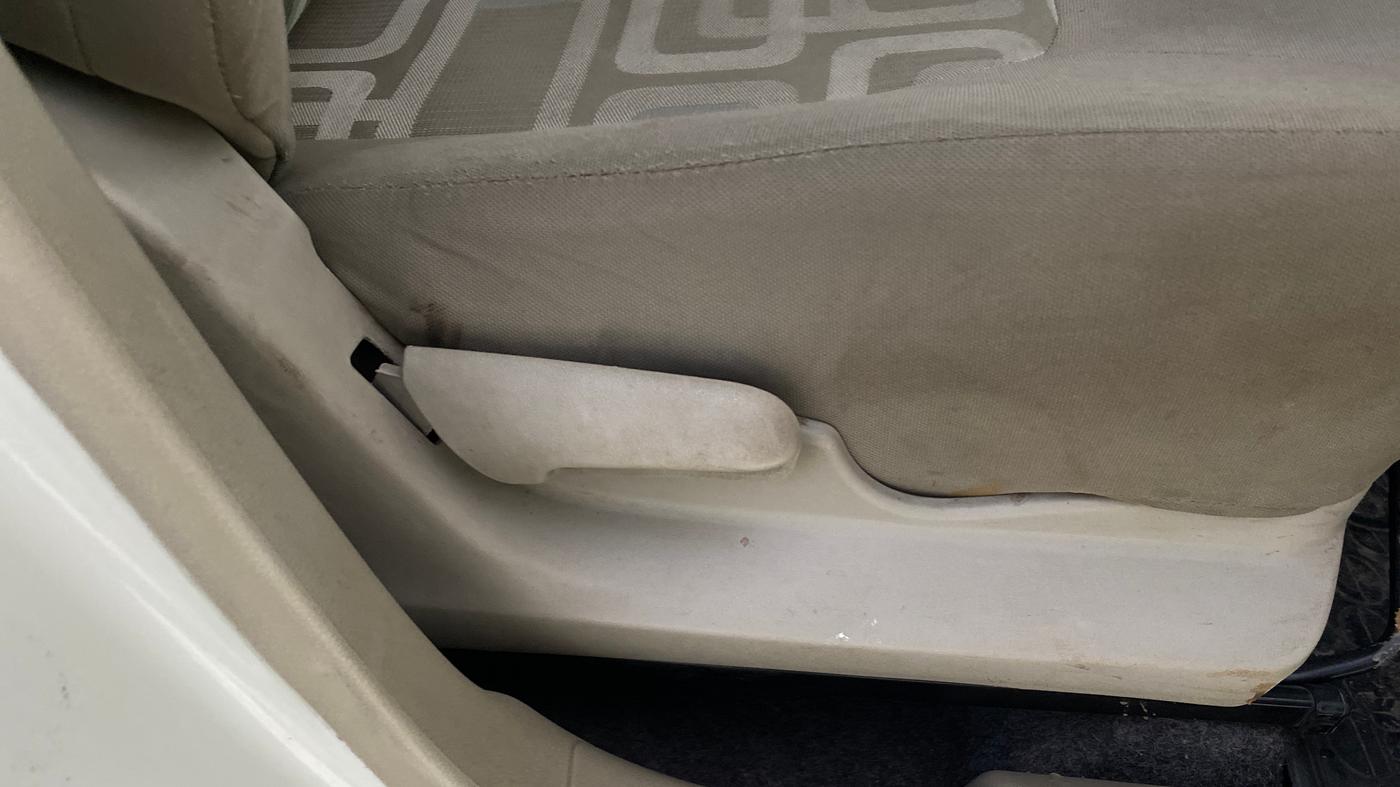 2019 Maruti Celerio VXI, Petrol, Manual, 60,260 km, Driver Side Adjustment Panel