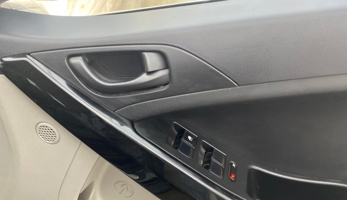 2019 Tata NEXON XM PETROL, Petrol, Manual, 65,391 km, Driver Side Door Panels Control