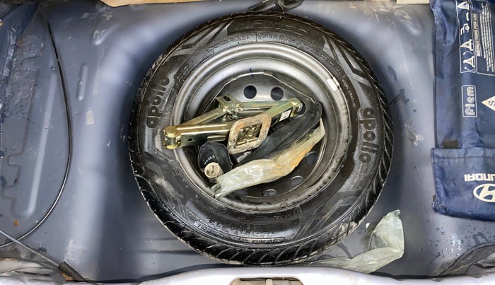 2017 Hyundai Eon ERA +, Petrol, Manual, 30,745 km, Spare Tyre