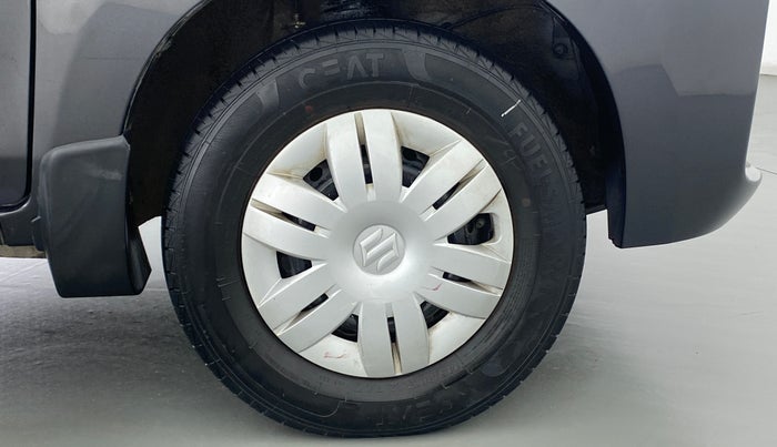 2019 Maruti Alto LXI, Petrol, Manual, 44,301 km, Right Front Wheel