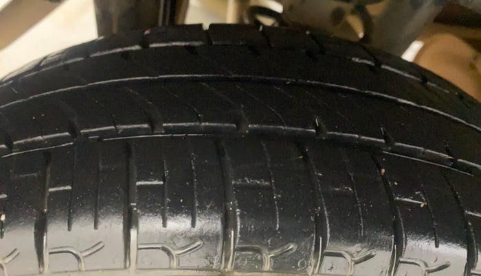 2017 Maruti Alto K10 VXI (O) AMT, Petrol, Automatic, 82,726 km, Right Rear Tyre Tread