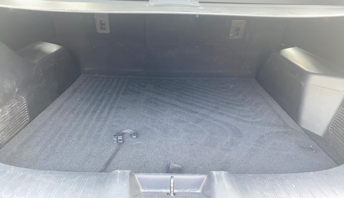 2021 MG HECTOR SHARP 1.5 PETROL CVT, Petrol, Automatic, 78,642 km, Boot Inside