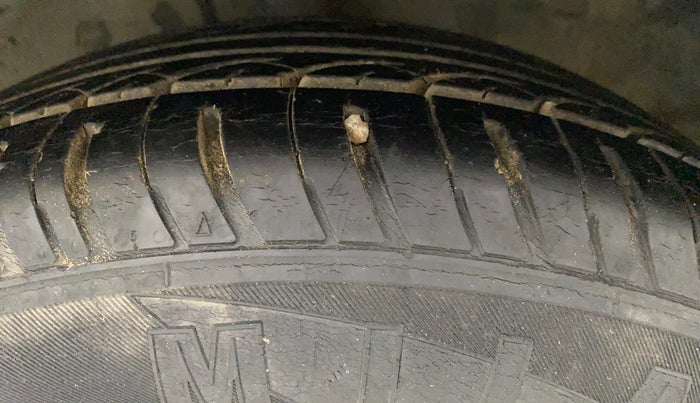 2012 Hyundai i20 SPORTZ 1.2, Petrol, Manual, 86,136 km, Left Front Tyre Tread