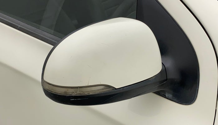 2012 Hyundai i20 SPORTZ 1.2, Petrol, Manual, 86,136 km, Right rear-view mirror - Indicator light has minor damage