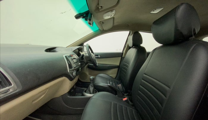 2012 Hyundai i20 SPORTZ 1.2, Petrol, Manual, 86,136 km, Right Side Front Door Cabin