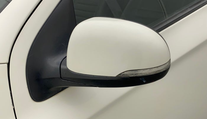 2012 Hyundai i20 SPORTZ 1.2, Petrol, Manual, 86,136 km, Left rear-view mirror - Folding motor not working