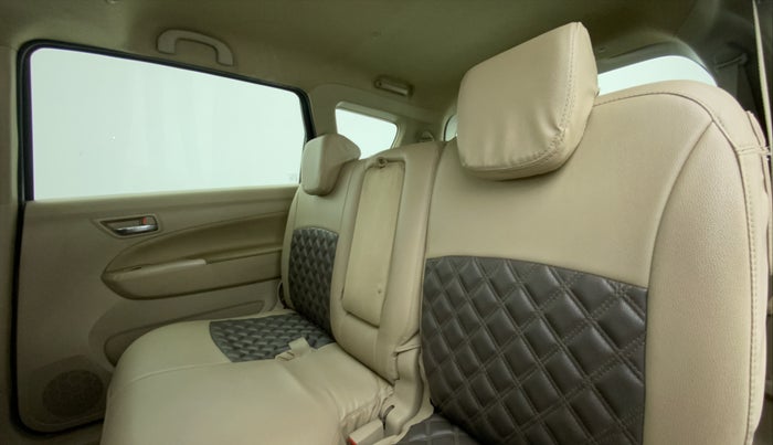 2016 Maruti Ertiga VDI SHVS, Diesel, Manual, 97,166 km, Right Side Rear Door Cabin