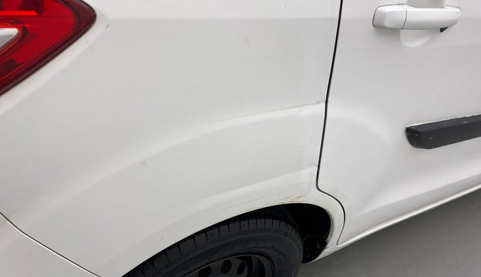 2016 Maruti Ertiga VDI SHVS, Diesel, Manual, 97,166 km, Right quarter panel - Slightly dented