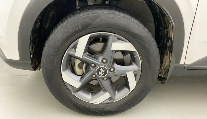 2021 Hyundai VENUE SX 1.5 CRDI, Diesel, Manual, 40,079 km, Left Front Wheel
