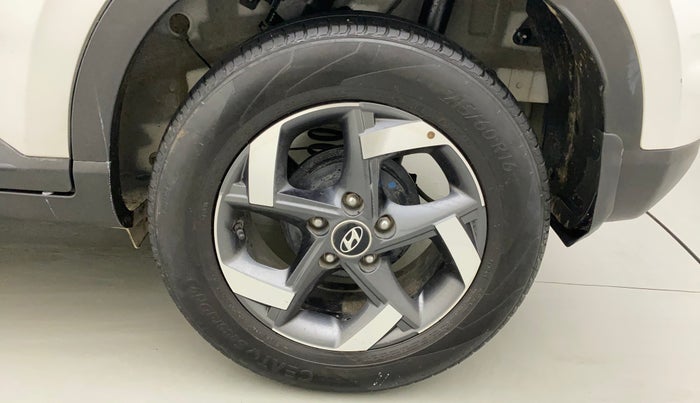 2021 Hyundai VENUE SX 1.5 CRDI, Diesel, Manual, 40,079 km, Left Rear Wheel