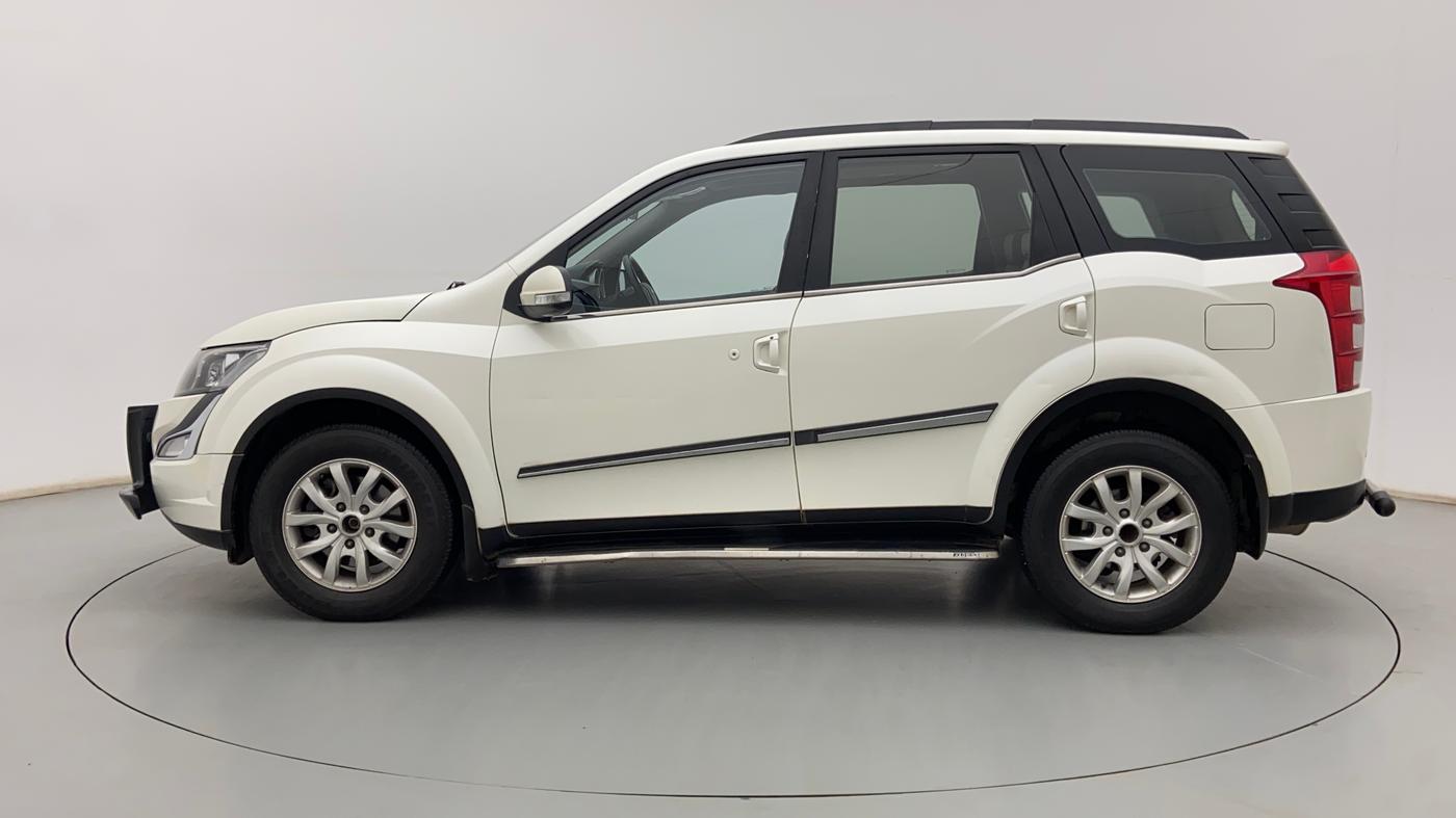 2017 Mahindra XUV500 W10 1.99, Diesel, Manual, 59,585 km, Left Side