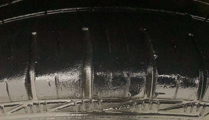 2018 Hyundai Grand i10 SPORTZ AT 1.2 KAPPA VTVT, Petrol, Automatic, 89,009 km, Right Rear Tyre Tread