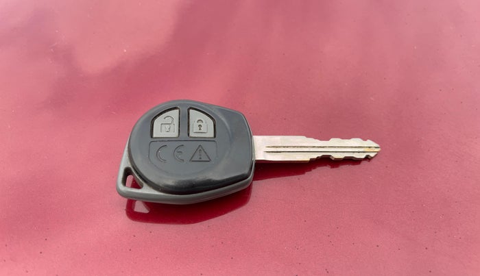 2023 Toyota Glanza E, Petrol, Manual, 75,548 km, Key Close Up