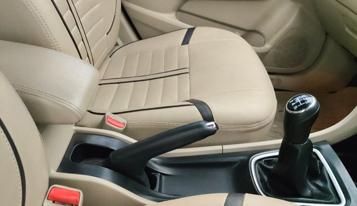 2017 Maruti Ciaz ZETA DIESEL 1.3, Diesel, Manual, 1,11,198 km, Gear Lever