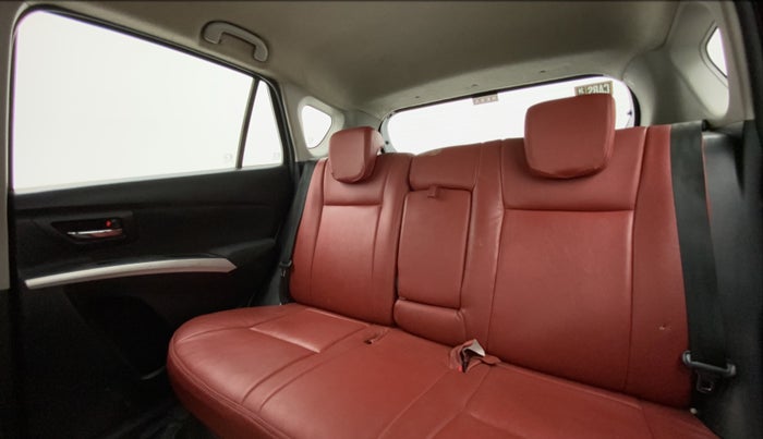 2015 Maruti S Cross ZETA 1.3, Diesel, Manual, 96,838 km, Right Side Rear Door Cabin