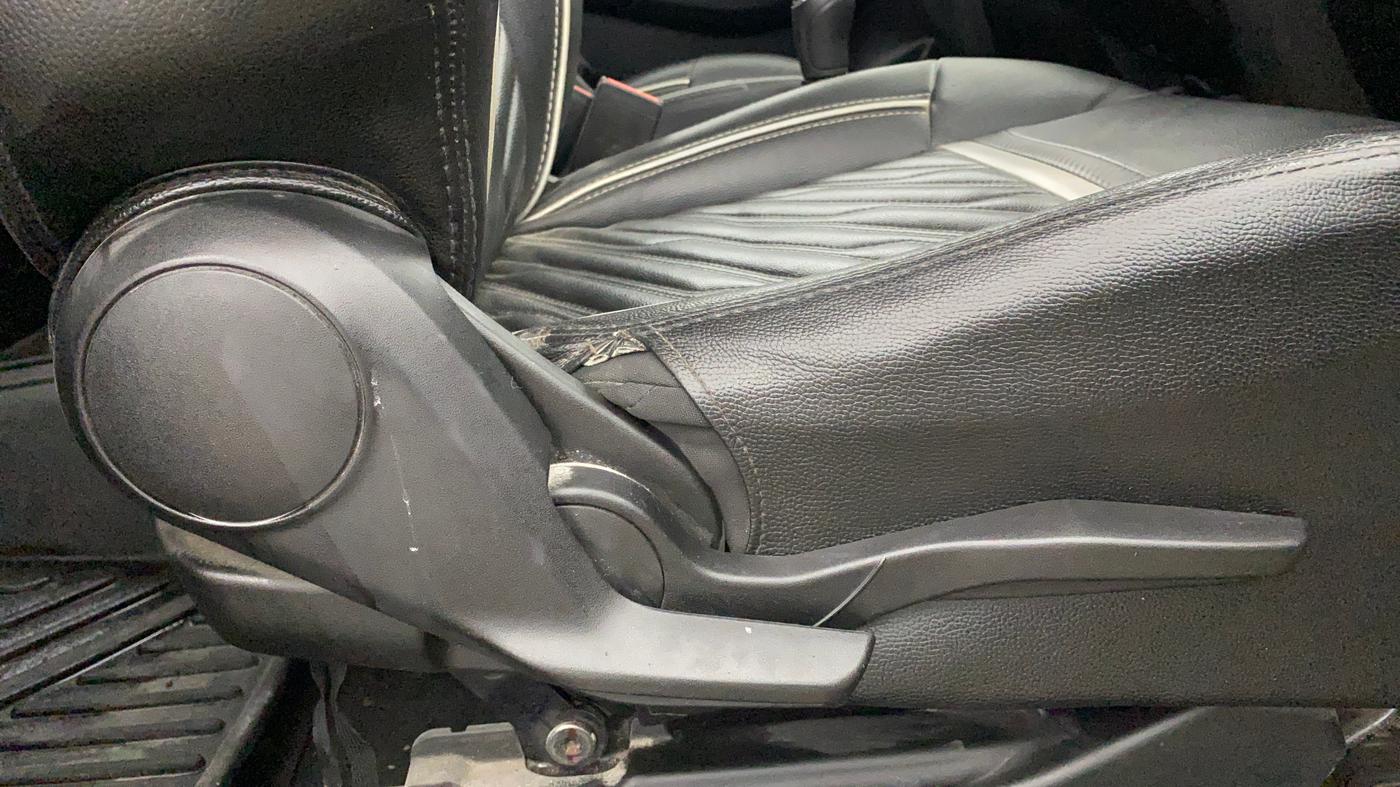 2018 Maruti Swift VXI, Petrol, Manual, 49,766 km, Driver Side Adjustment Panel