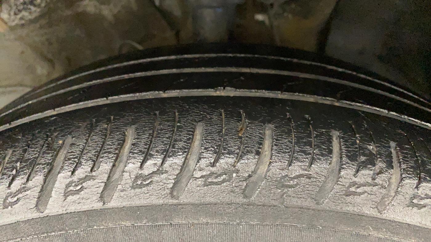2019 Hyundai VENUE 1.4 CRDI MT SX, Diesel, Manual, 50,535 km, Right Front Tyre Tread