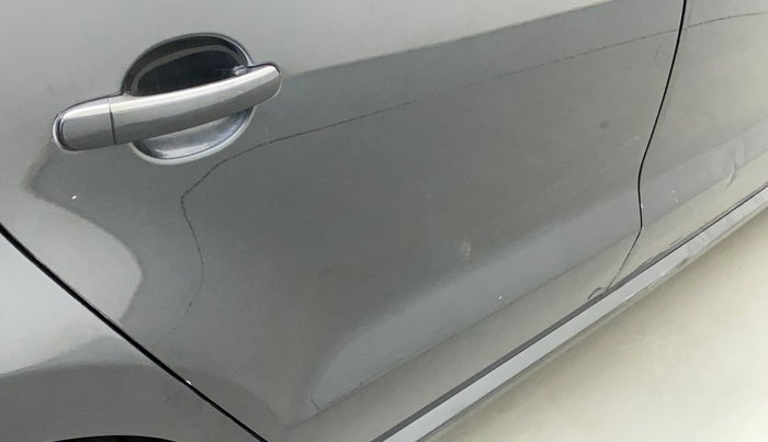 2017 Volkswagen Ameo HIGHLINE1.2L PLUS 16 ALLOY, Petrol, Manual, 92,170 km, Right rear door - Slightly dented
