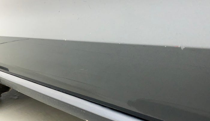 2017 Volkswagen Ameo HIGHLINE1.2L PLUS 16 ALLOY, Petrol, Manual, 92,170 km, Front passenger door - Minor scratches