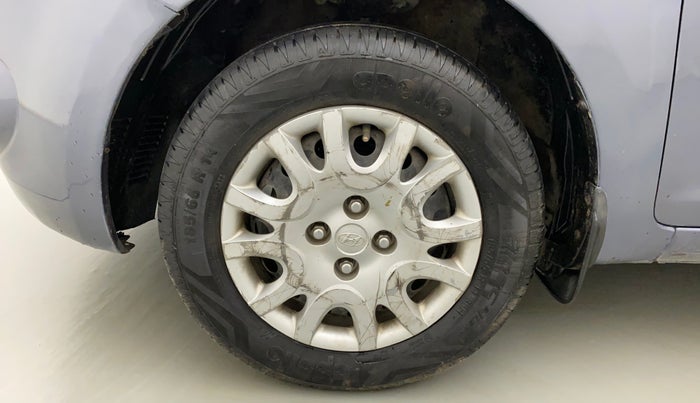 2011 Hyundai i20 MAGNA (O) 1.2, Petrol, Manual, 34,786 km, Left Front Wheel