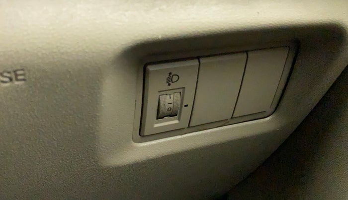 2011 Hyundai i20 MAGNA (O) 1.2, Petrol, Manual, 34,786 km, Dashboard - Headlight height adjustment not working