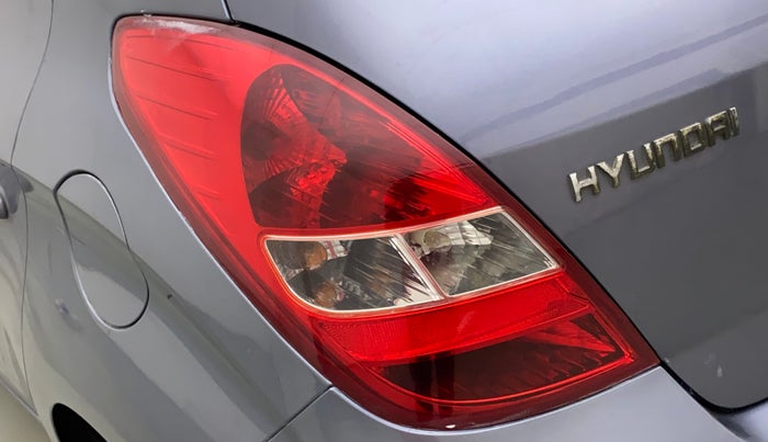2011 Hyundai i20 MAGNA (O) 1.2, Petrol, Manual, 34,786 km, Left tail light - Minor scratches