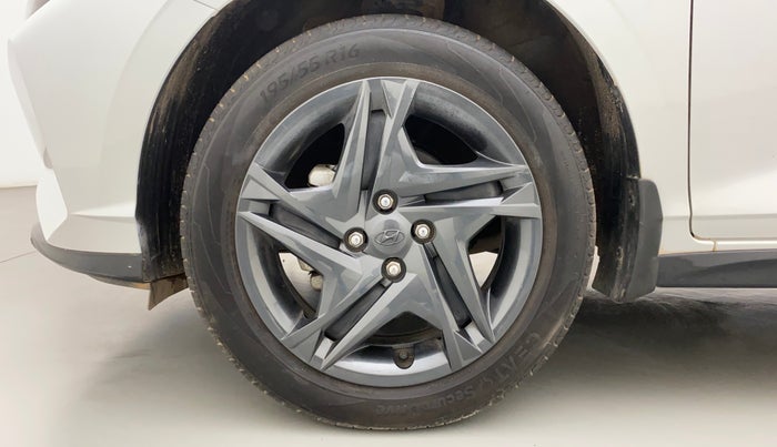 2023 Hyundai NEW I20 SPORTZ 1.2 AT, Petrol, Automatic, 9,662 km, Left Front Wheel
